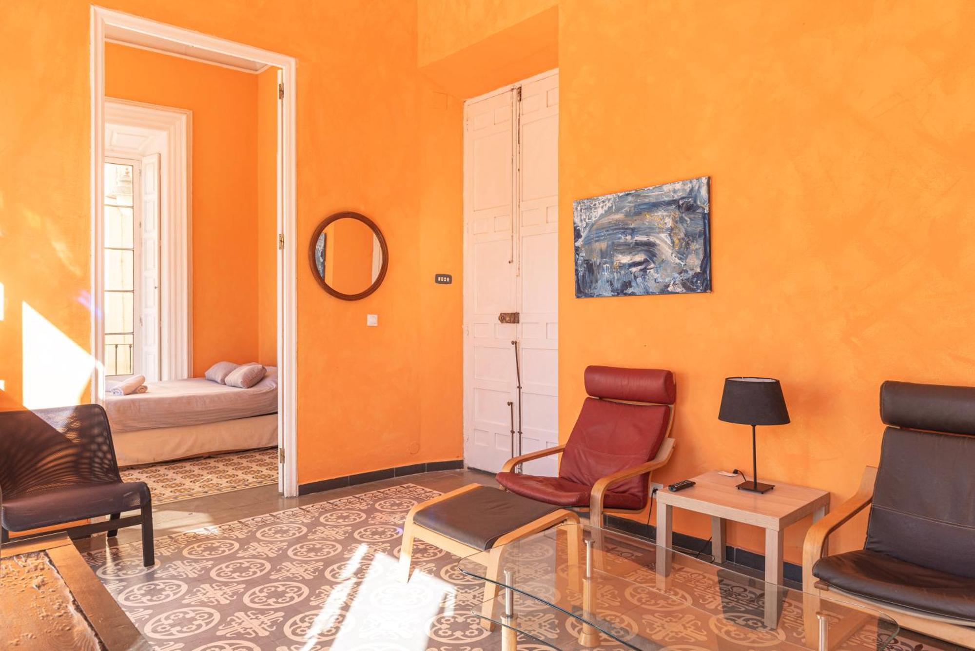 Private Rooms In Historic Building On The Square Málaga Eksteriør billede